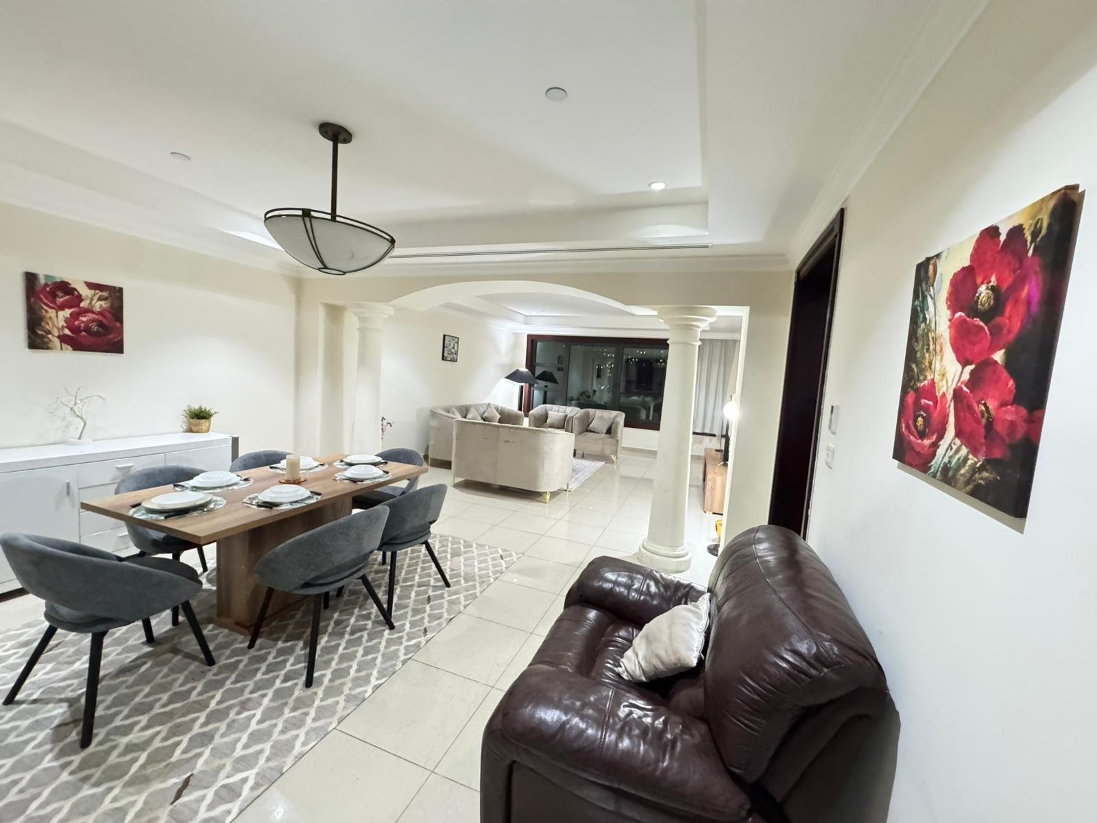 تاون هاوس اللؤلؤة الكلاسيكي